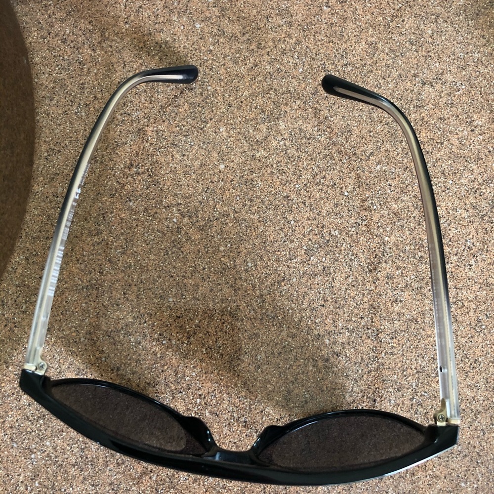Burberry sunglasses - Picture 6 of 6